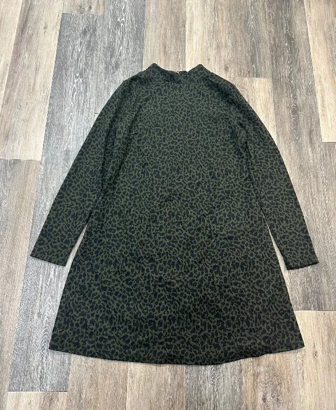 Price Drop Dress Casual Short By Hutch In Green, Size: L