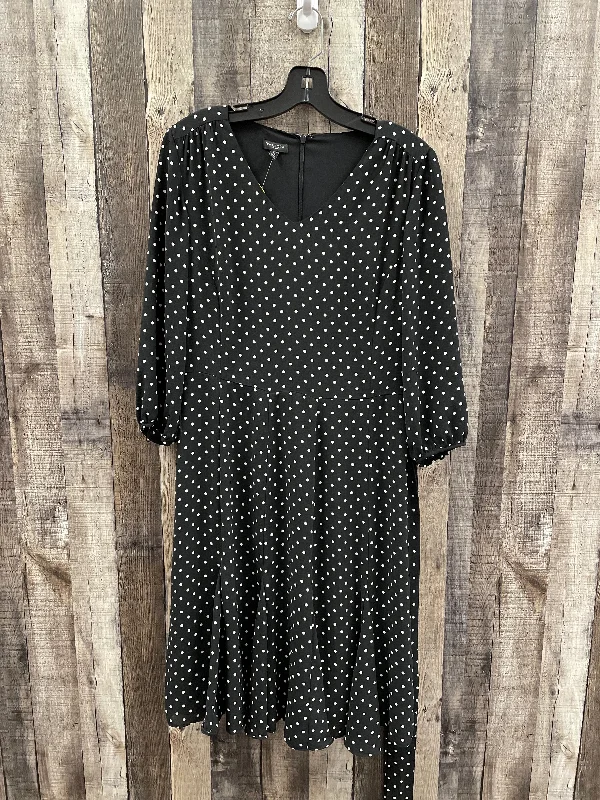 Crazy Deals Dress Casual Short By Talbots In Polkadot Pattern, Size: M