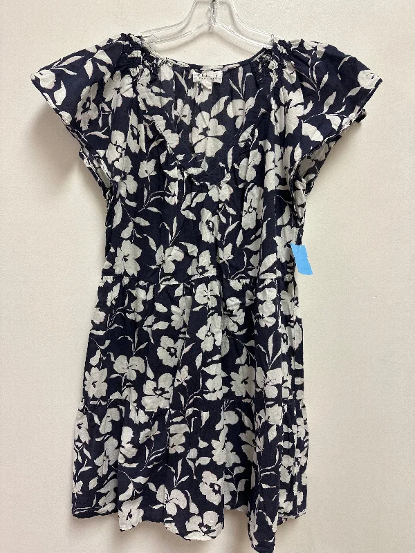 Year-End Clearance Dress Casual Short By Velvet In Blue, Size: M