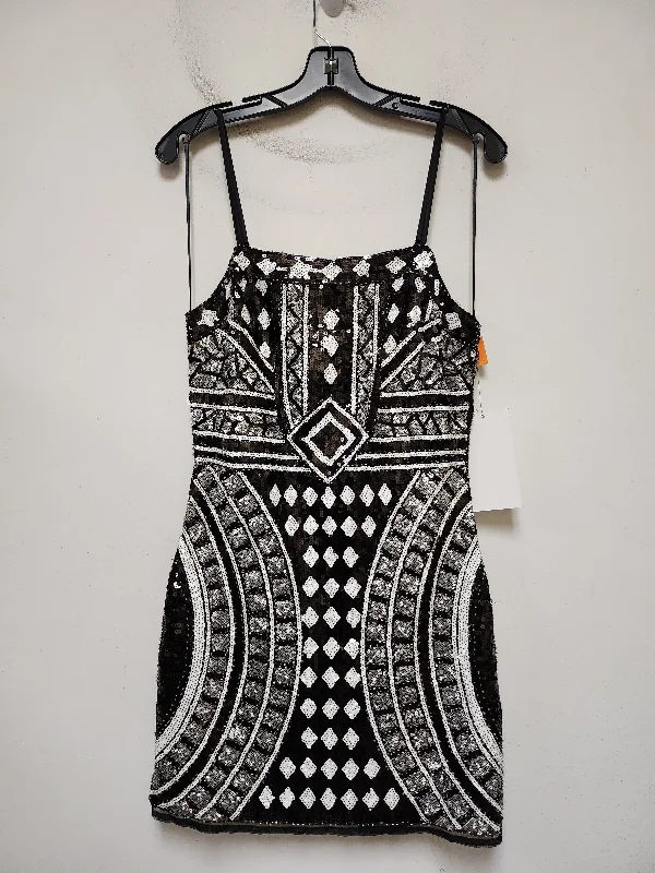 Deep Discounts Dress Casual Short By Endless Rose In Black & White, Size: M