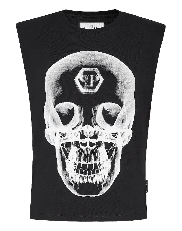Get It Before It’s Gone Sleeveless T-shirt Skull